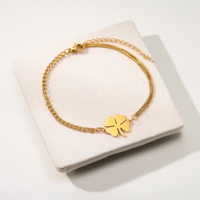 Bracelet porte-bonheur trèfle doré – image 2